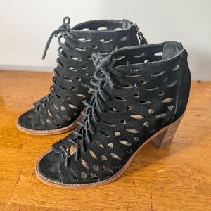 Gianni Bini Cutout Peep Toe Black Lace Up Block Heels